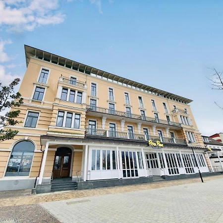 Berringer, Scholle, Direkt An Der Promenade Apartment Росток Екстериор снимка